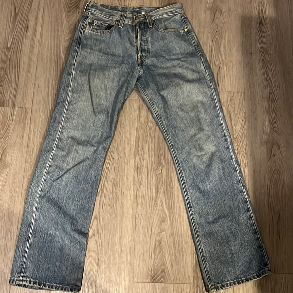 vintage Levi’s with 5 buttons!!